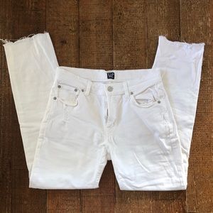 GAP denim Mid-Rise jeans. Size 24.